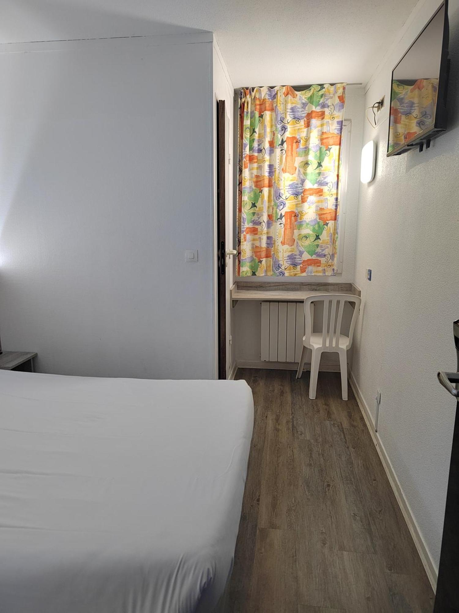 Alpha Hotel Bouafle Dış mekan fotoğraf