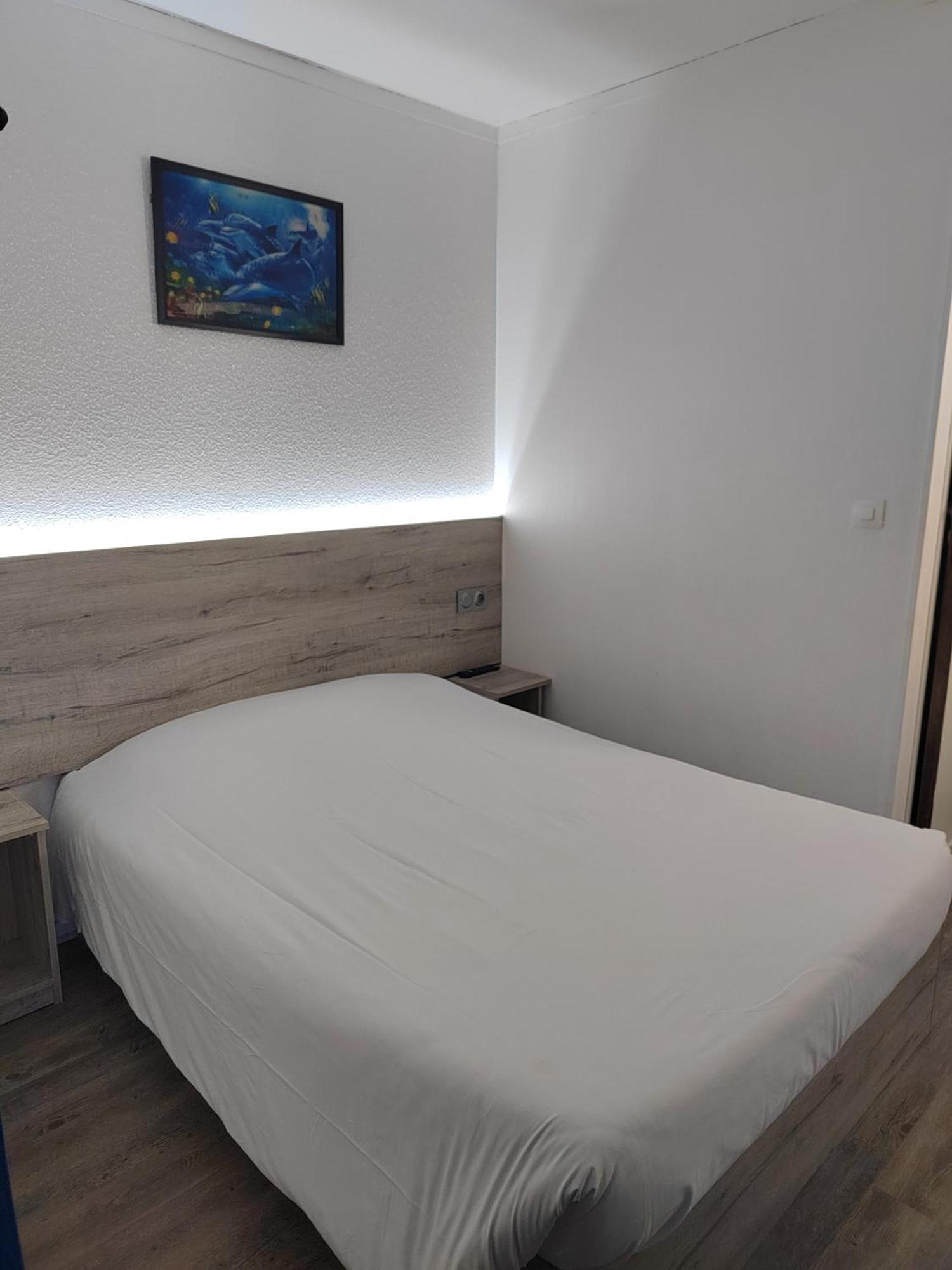 Alpha Hotel Bouafle Dış mekan fotoğraf
