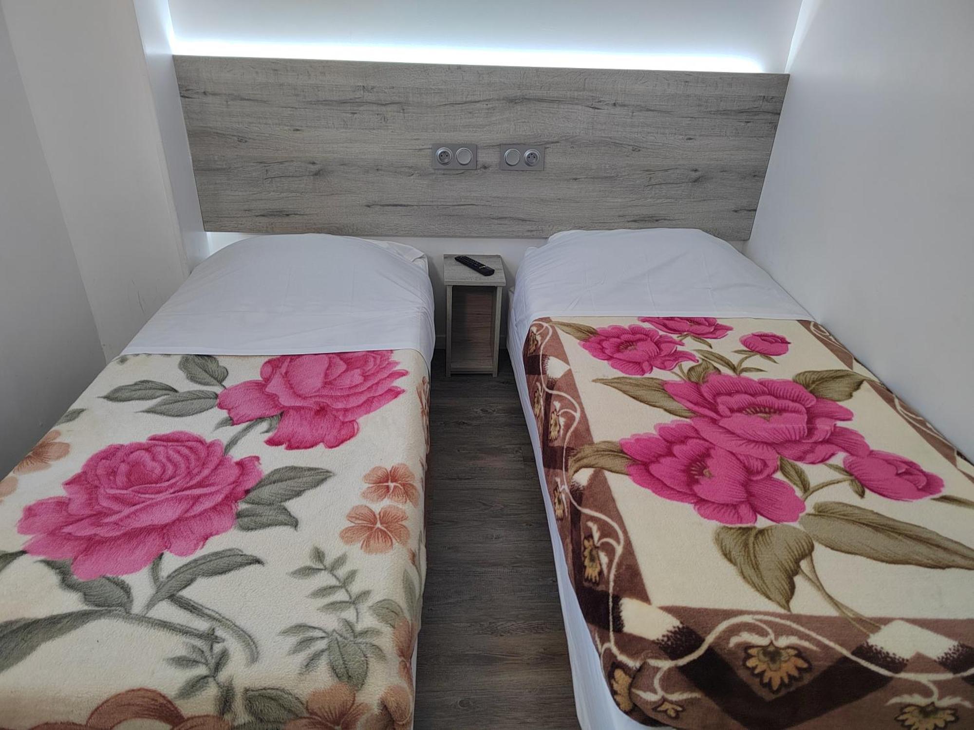 Alpha Hotel Bouafle Dış mekan fotoğraf