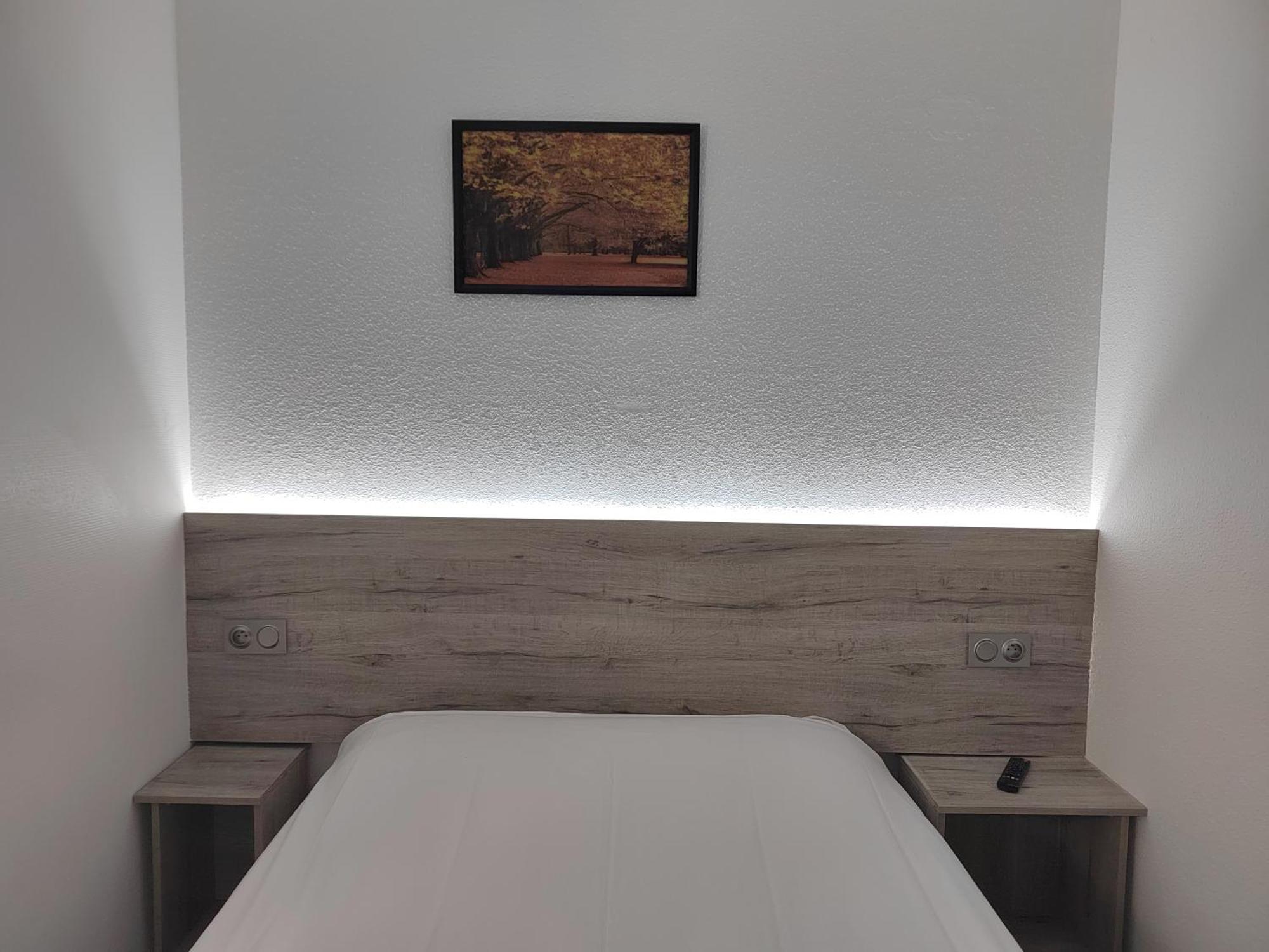 Alpha Hotel Bouafle Dış mekan fotoğraf